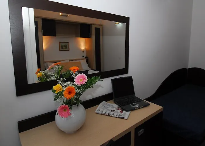 Hotel Ambasciata 3*